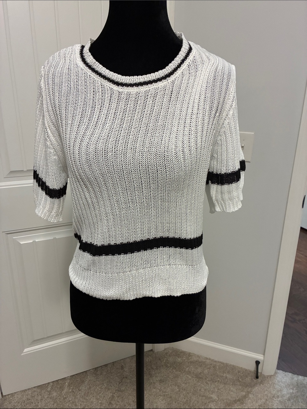 SHEIN White Knit Short-Sleeve Sweater with Black Stripes